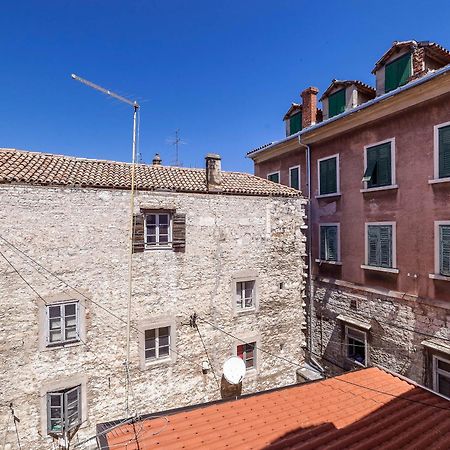 Apartments Palace Rialto Sibenik Bilik gambar