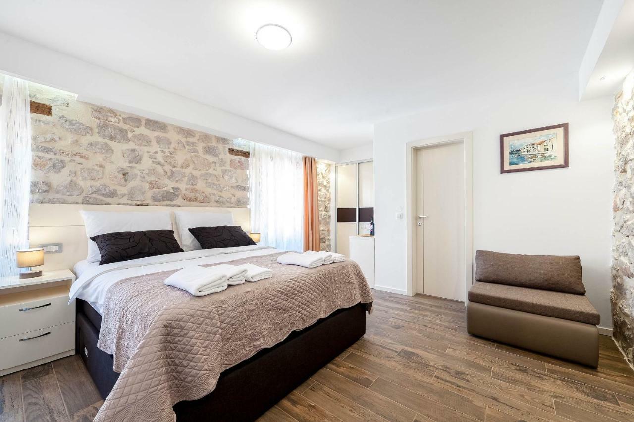 Apartments Palace Rialto Sibenik Luaran gambar